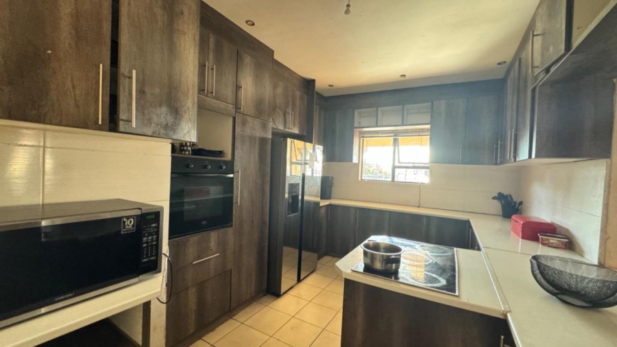3 Bedroom Property for Sale in Ipeleng Northern Cape